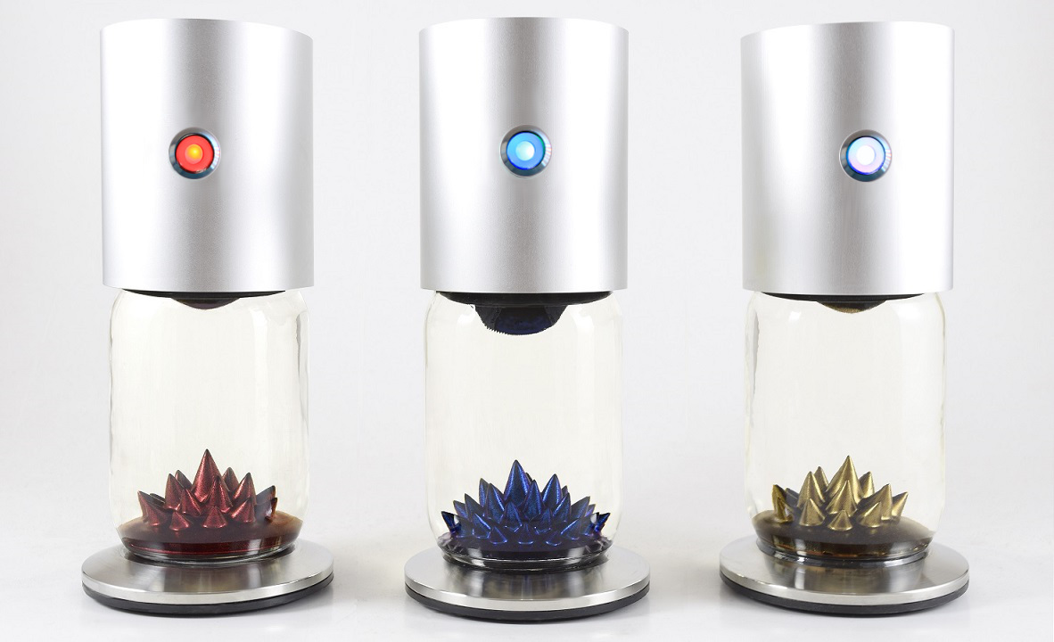 Ferroflow is also available with colored ferrofluid inside! 